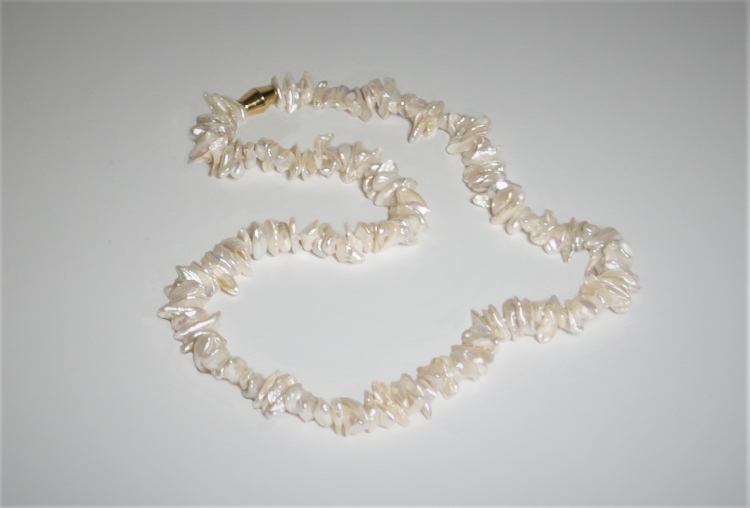Keshi Perlenkette mit Magnetverschluss, 51cm