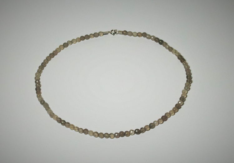 Zierliche Achat Halskette mit Federring­verschluss aus Silber